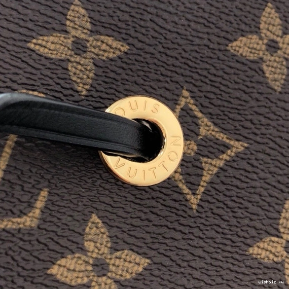 WIS NÉONOÉ LOUIS VUITTON 0817